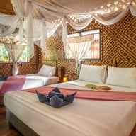 เรือนแพ ริเวอร์แคว จังเกิลราฟท์