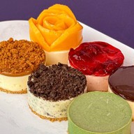 เพอร์เพิลมังกี้ชีสเค้ก (Purple Monkey Cheesecake) อ่อนนุช