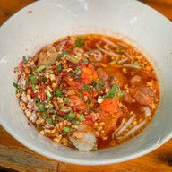 เมนูของร้าน ป้าพรก๋วยเตี๋ยวหมูสูตรโบราณ พระนครศรีอยุธยา