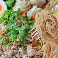 ข้าวมันไก่เศรษฐี