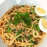 รักไตย ก๋วยเตี๋ยวยูนนาน