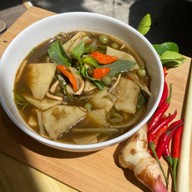 ขนมจีนบ้านคุณแม่@ทองหล่อ ตลาดอินดี้ทองหล่อ