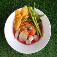 ก๋วยเตี๋ยวปลาโนนทอง ตลาดเก้าแสน