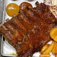 Holy Smokes BKK W District