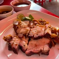 รุ่งสุรีย์โภชนา