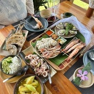 เมนูของร้าน บ้านสวนลุงไข่