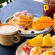 Between Two Suns by MUSTCHA CAFE