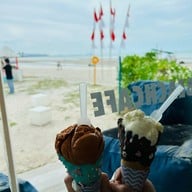 Skoop Beach Cafe หัวหิน