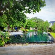 Saksiam Lakeside Resort นนทบุรี