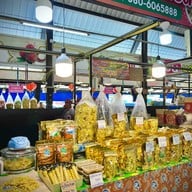 บรรยากาศ ตลาดกลางผลไม้ตะพง