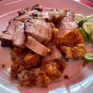 รุ่งสุรีย์โภชนา