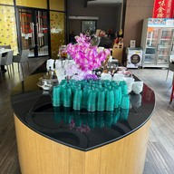 CM Jinpai Hotpot @ The Astra