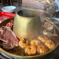 ตาตี๋ แซ่บเว่อร์ บุฟเฟ่ต์