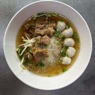 ก๋วยเตี๋ยวหมูตุ๋น-เนื้อตุ๋น เฮียแก้ว