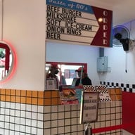 Highway Cafe Bangsaen