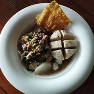 เมนูของร้าน ณ. เส้นใหญ่