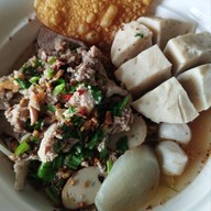 เมนูของร้าน ณ. เส้นใหญ่