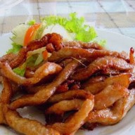 ยำนัวผัวหลง สันติธรรมเชียงใหม่