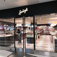 Confiserie Sprungli Zurich HB