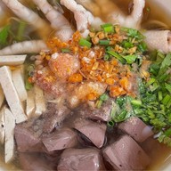 ก๋วยจั๊บญวนชามโต