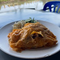 ผัดไทยชายคลอง