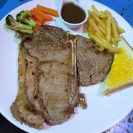 เมนูของร้าน สเต็กลุงหนวด บขส.เก่า ภูเก็ต