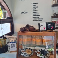 บรรยากาศ It's Cocoa ปั๊มน้ำมันซัสโก้พระราม2