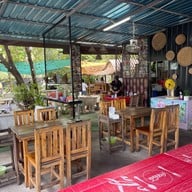 ยำแซ่บสามพี่น้อง