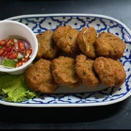 กล้วยน้ำว้า สามกอง