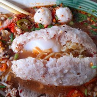 เมนูของร้าน ก๋วยเตี๋ยวต้มยำสะท้านทุ่ง