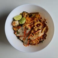 เมนูของร้าน ก๋วยเตี๋ยวสุโขทัยหม้อดิน -