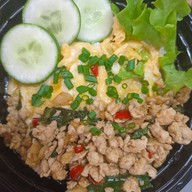 ข้าวไก่ทอดคั่วพริกเกลือ+ข้าวไก่ทอดทงคัตสึ byตาหวาน