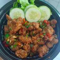 ข้าวไก่ทอดคั่วพริกเกลือ+ข้าวไก่ทอดทงคัตสึ byตาหวาน