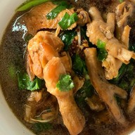 ก๋วยเตี๋ยวไก่ตุ๋นโบราณ (ฮาลาล) ท่าข้าม-พระราม2