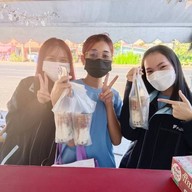 ปังปิ้ง ชาไข่มุก Tokuni Cafe ตลาดดีดีแลนด์ ปังปิ้ง ชาไข่มุก หน้าปั๊ม ปตท.ตลาดดีดีแลนด์