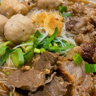 ก๋วยเตี๋ยวเรือสำเภา สาขาใกล้มหาวิทยาลัยราชภัฏศรีสะเกษ