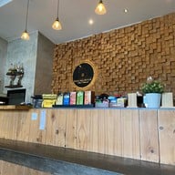 CAFE DEE HOUSE - Bangsaen