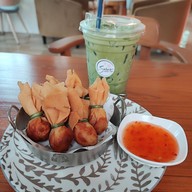 เมนูของร้าน Snow House Cafe จตุจักรชลบุรี