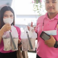 ปังปิ้ง ชาไข่มุก Tokuni Cafe ตลาดดีดีแลนด์ ปังปิ้ง ชาไข่มุก หน้าปั๊ม ปตท.ตลาดดีดีแลนด์