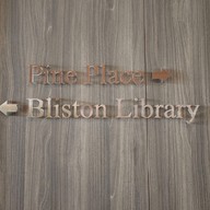 เมนู Pine Place Restaurant