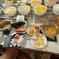 บรรยากาศ เสือน้อยหม้อไฟ ชาบูหม่าล่า ตลาดอินดี้ปิ่นเกล้า