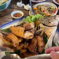 ครัว ณ เหลา อาหารป่า ซีฟู้ด