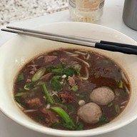 ก๋วยเตี๋ยวเรือโกเหลียงเจ้าเก่า (ศรีนครพิงค์) คูเมืองชั้นใน