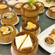 เมนูของร้าน China Garden at The Riverie