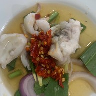 ขวัญใจ ยำมะม่วงปูม้า ตลาดสดโต้รุ่งทวีผล ศูนย์การค้าวรรัตน์