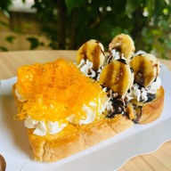 Otto Cha & Bread สถานีความหวาน