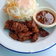 ก๋วยเตี๋ยวเรือบินอภินิหาร