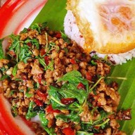 ล้านกะเพราถาด