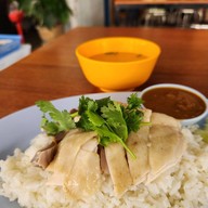 ข้าวมันไก่เบตง สาขา 2