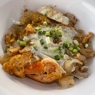 อาม่า สุกี้คั่วไก่ บางเสร่ - ถนนสุขุมวิท